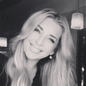 Meet your Posher, Julia